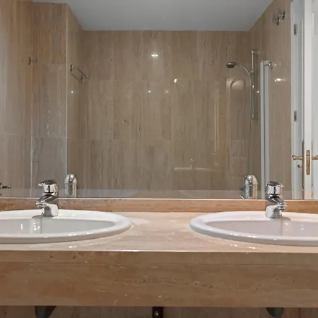 Elviria • Bright 2-bedroom *