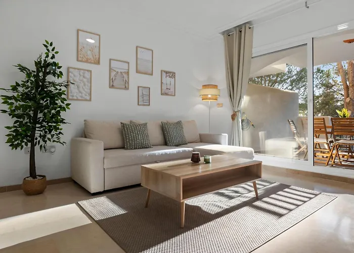Elviria • Bright 2-bedroom *