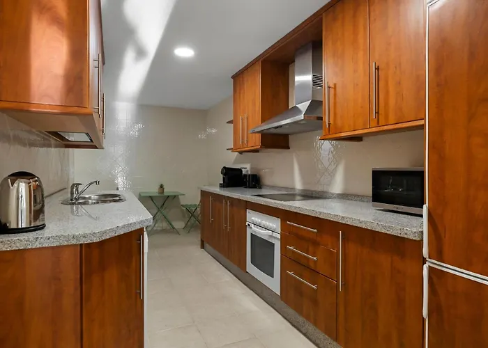 Elviria Green • Bright 2-Bedroom Марбелья